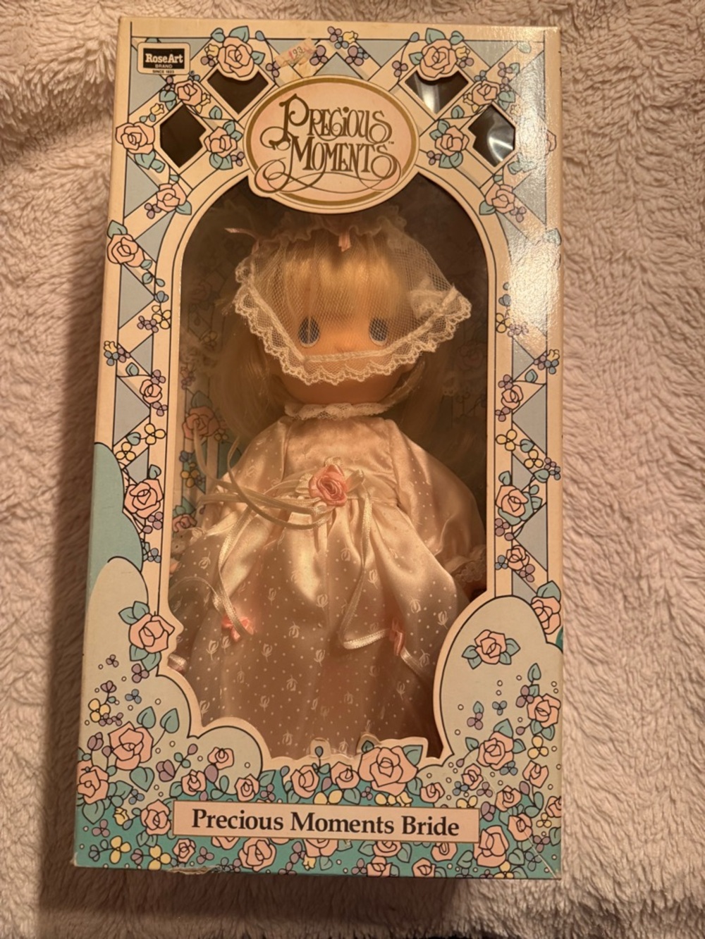 Precious Moments Bride Doll in Box Vintage 1992 Blonde Blue Eyes